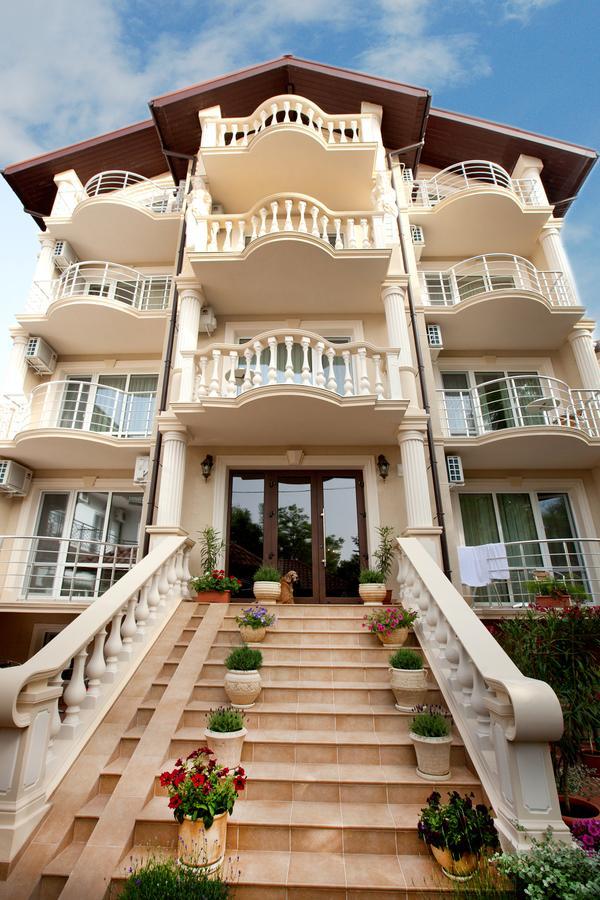 Pharaon De Lux Otel Zatoka Dış mekan fotoğraf
