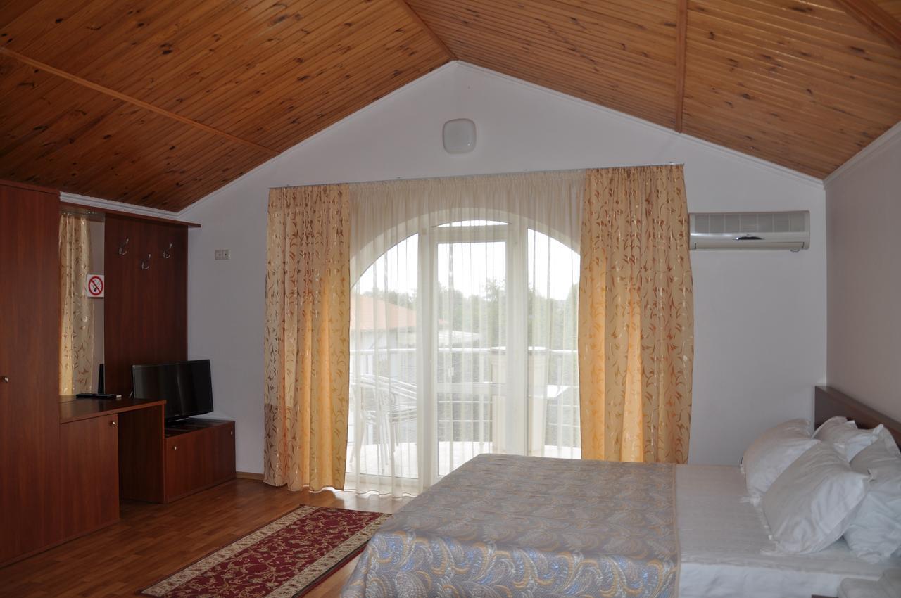 Pharaon De Lux Otel Zatoka Dış mekan fotoğraf